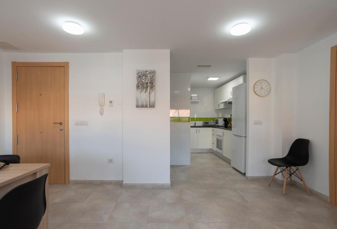 Nuevo Y Moderno Apartamento Con Aire Acondicionado - El Cid 4 บูร์เรียนา ภายนอก รูปภาพ