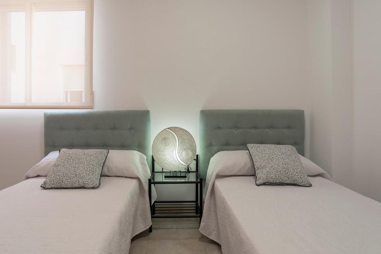 Nuevo Y Moderno Apartamento Con Aire Acondicionado - El Cid 4 บูร์เรียนา ภายนอก รูปภาพ